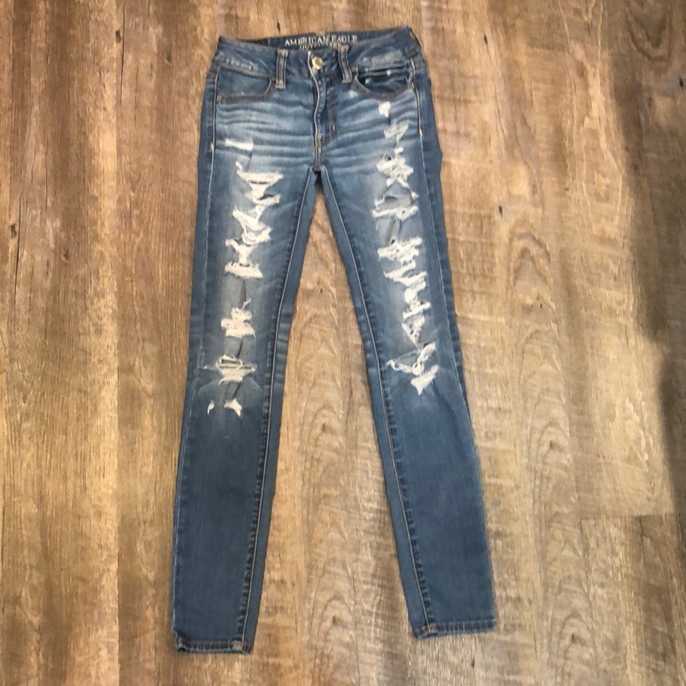 American Eagle distressed skinny jeans, size 00